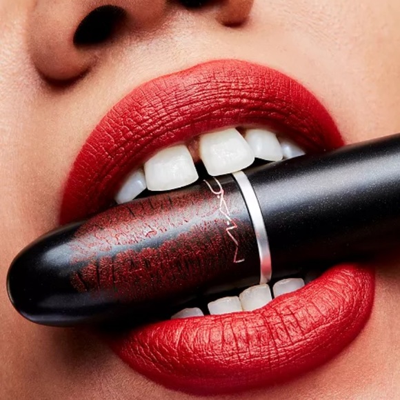 MAC Matte Lipstick Chili - Picture 14 of 16